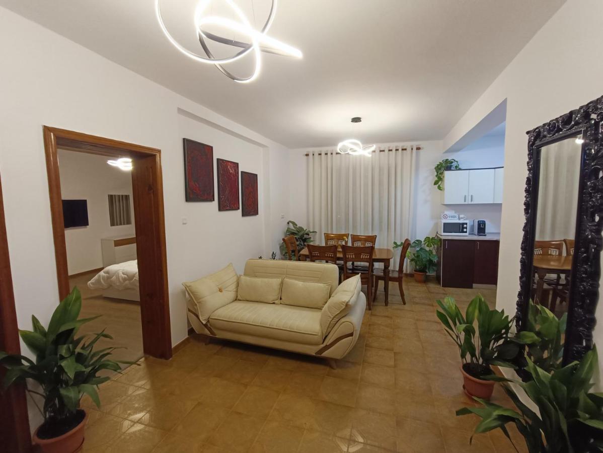E&E Home Sweet Home Тирана Экстерьер фото