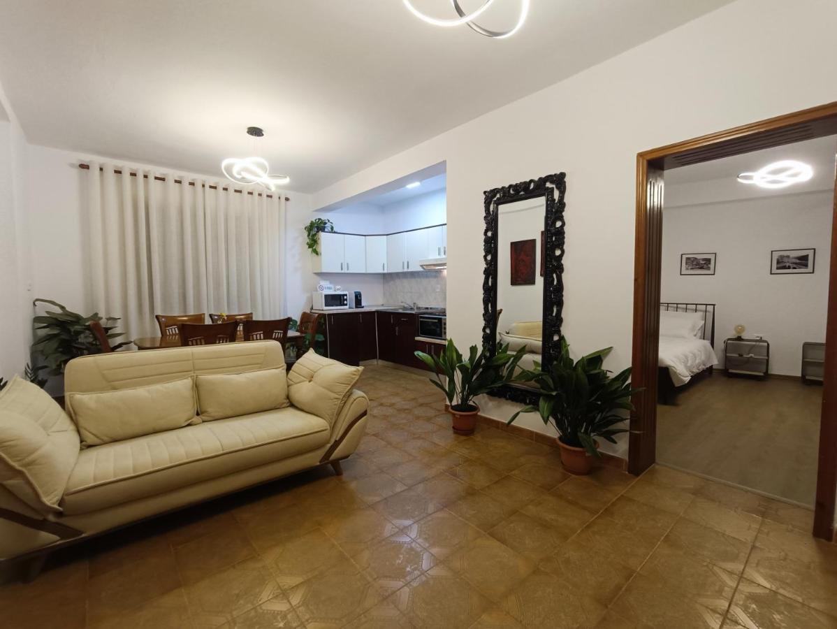 E&E Home Sweet Home Тирана Экстерьер фото